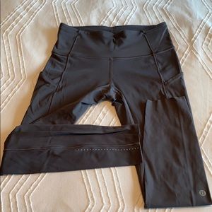 Lululemon Fast and Free Sz 6